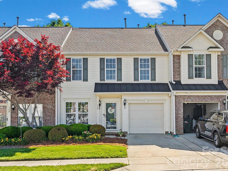 1st image of 126 Autumn Falls Dr #26
