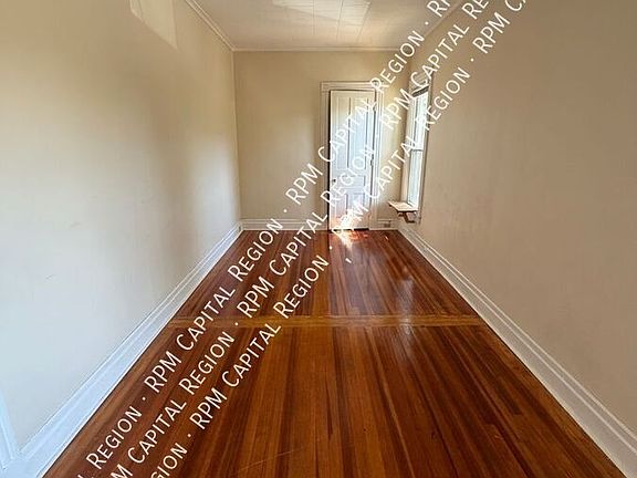 5th image of 72 Pinewoods Ave #3