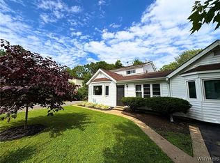 6817 Revere Dr, Derby, NY 14047