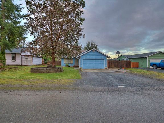 2nd image of 110 Eagle Glen Ct