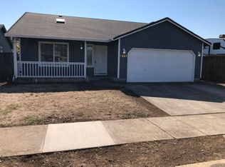 1327 T St, Springfield, OR 97477