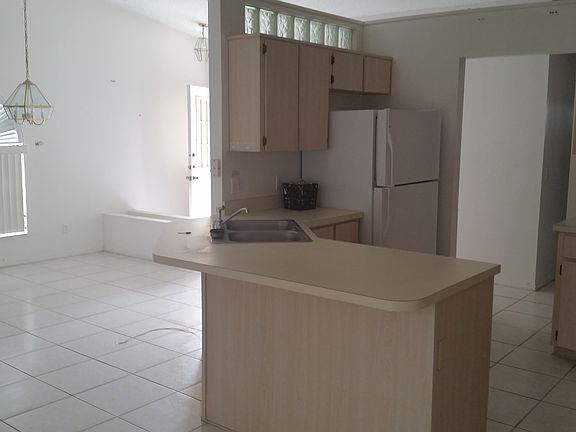 4th image of 4703 Windwood Dr