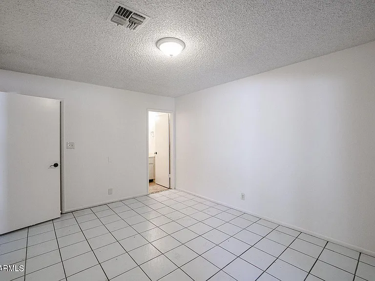 9001 W Elm St #7 — Photo 10