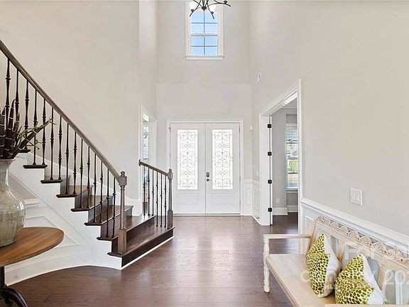 5th image of 13231 Feale Ct