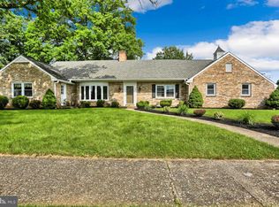 709 Fairview Ave, Gettysburg, PA 17325