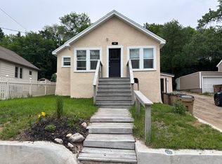 1206 8th St NW #A, Minot, ND 58703