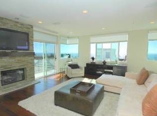 217 8th Pl, Manhattan Beach, CA 90266