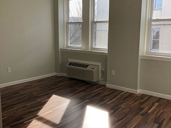 5th image of 510-514 Clinton Ave #4