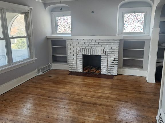 2nd image of 2173 Eldred Ave
