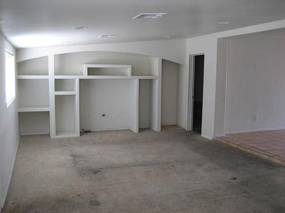 4th image of 129 E La Mirada Dr