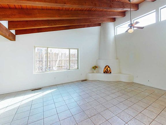 2nd image of 2546 Camino San Patricio