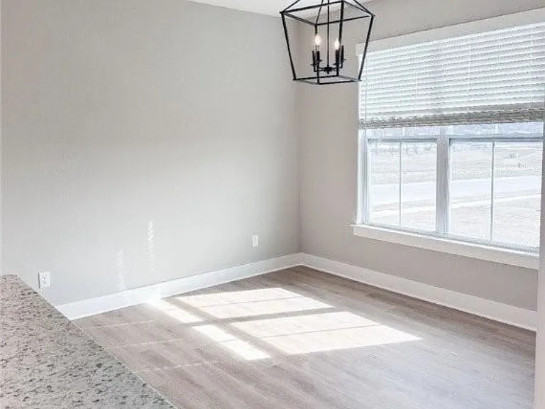 951 Sugar Loaf St — Photo 14