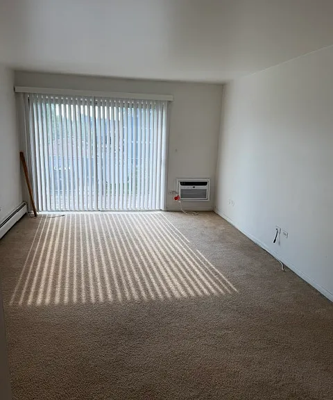 802 Warren Ave #3 — Photo 5