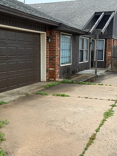 2604 Belknap Ave #2604 Photo 1