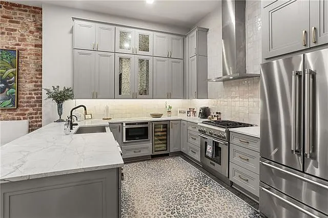 419 Carondelet St #PHB — Photo 32