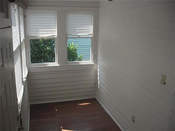 5th image of 1319 Amelia St Unit B