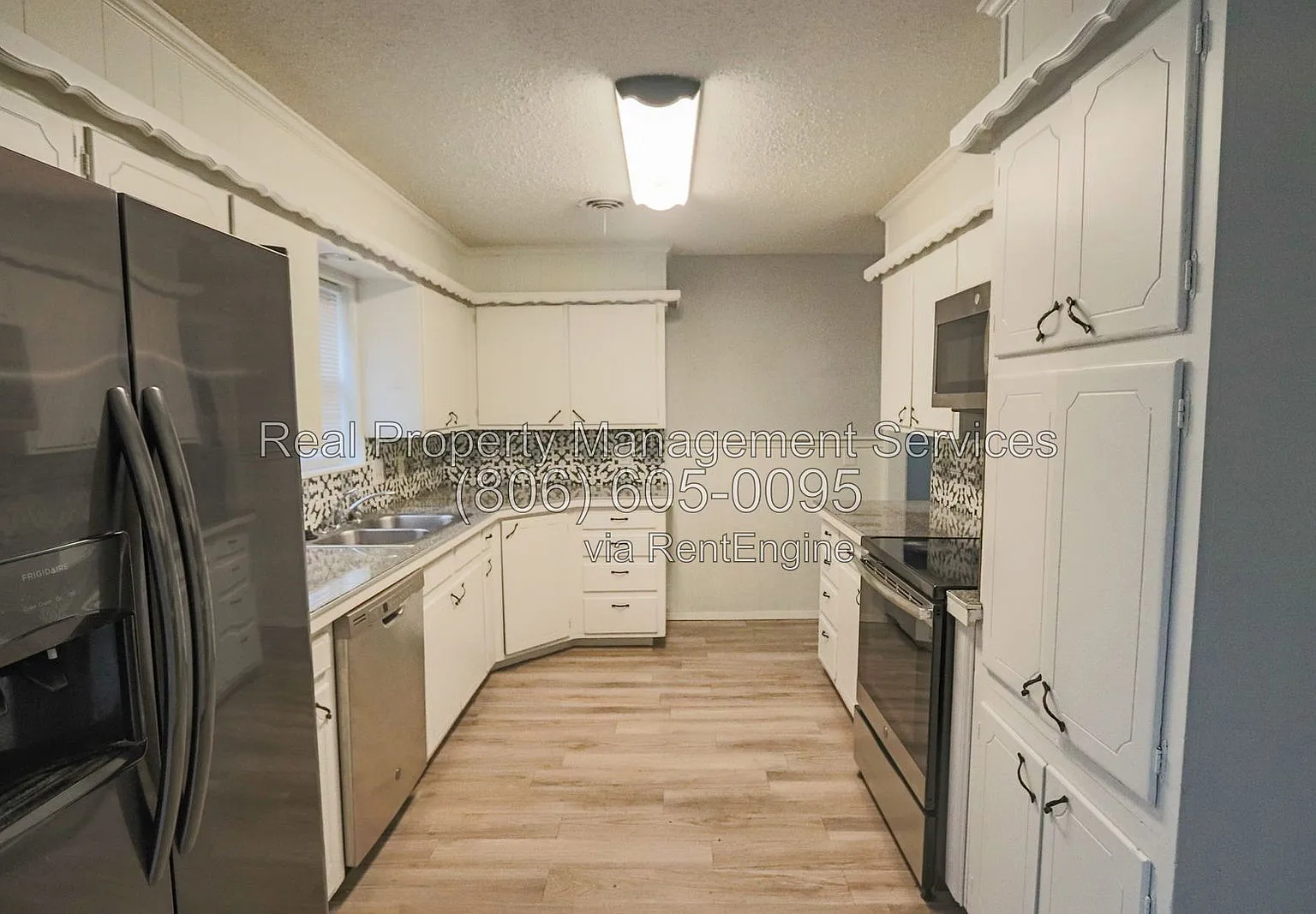 4 bed, 2.0 bath, 2247 sqft, $1,600 — Photo 4