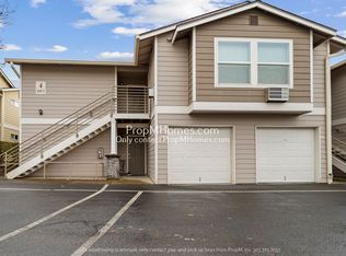15072 NW Central Dr APT 402, Portland, OR 97229