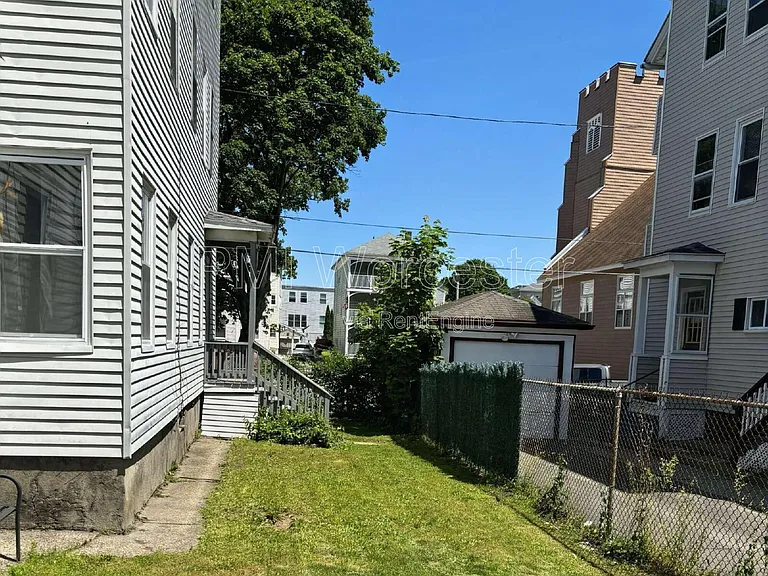 119 West St — Photo 19