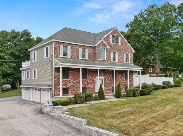 2 Dana Dr, Groveland, MA 01834