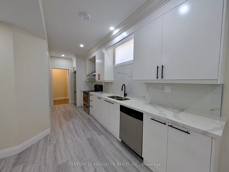 38 McFarland Dr #BASEMENT — Photo 3