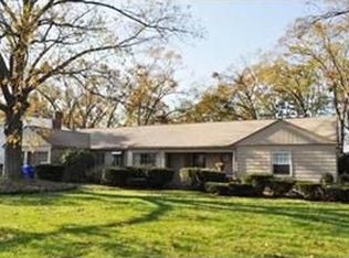 290 Arcadia Blvd, Springfield, MA 01118