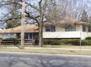 1103 W Illinois Ave, Aurora, IL 60506