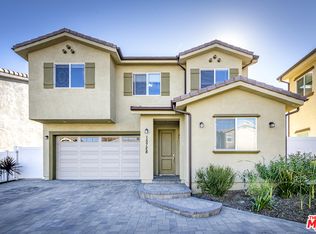 15728 Vincennes St, North Hills, CA 91343