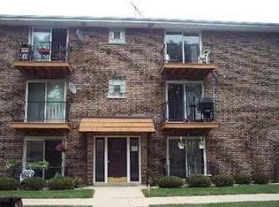3719 W Devon Ave APT 1B, Chicago, IL 60659