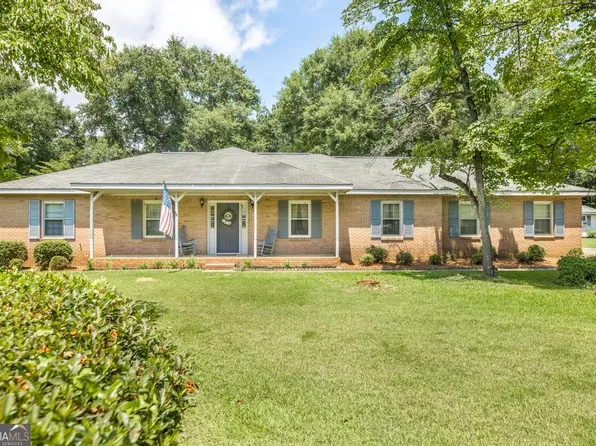 101 Smoke Rise Dr, Warner Robins, GA 31088