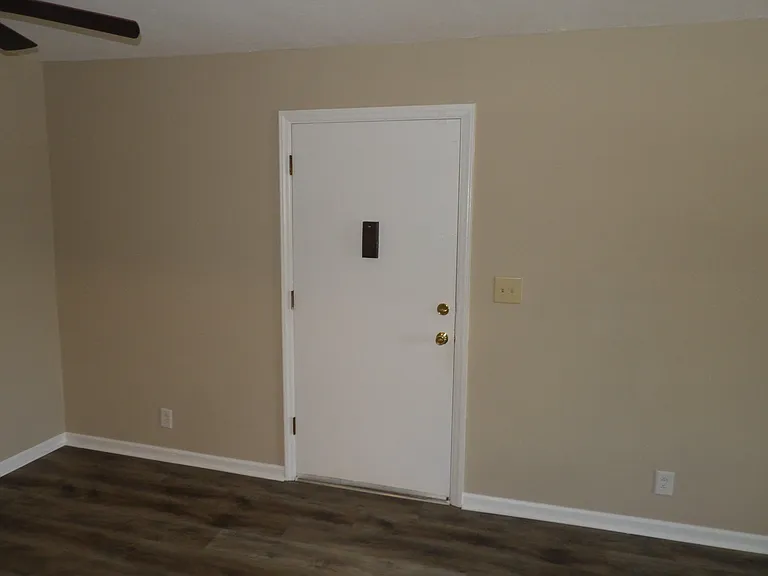 434 Harrodswood Rd #10 — Photo 7