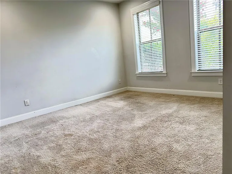 4250 Spruce Pine Aly — Photo 33