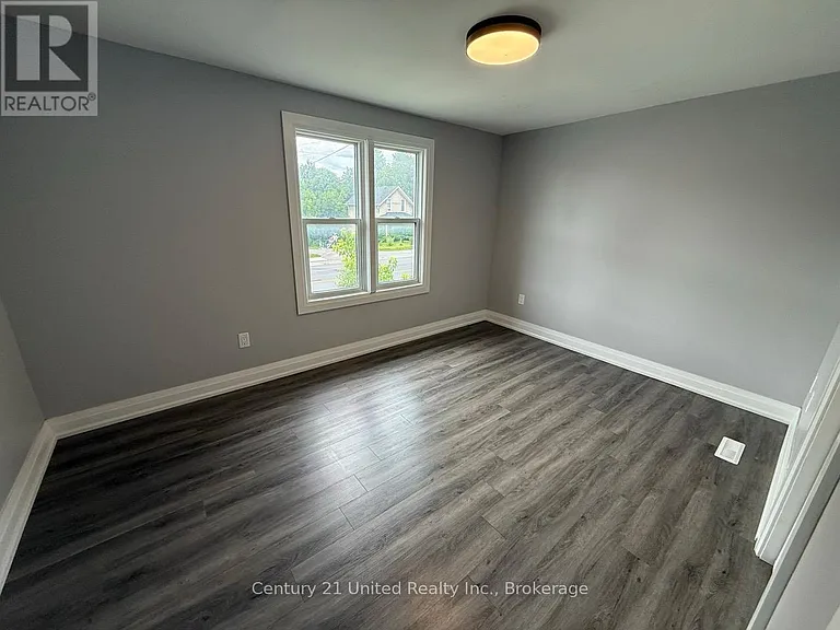 70 Park St S #70 — Photo 11