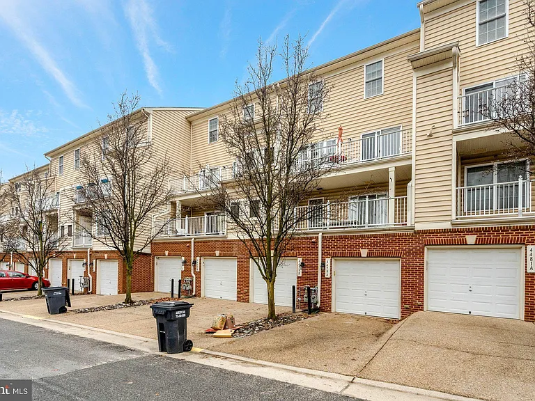4479 Beacon Grove Cir #B — Photo 33