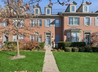 1838 Aberdeen Dr, Glenview, IL 60025