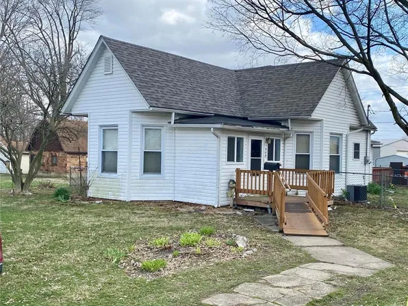 502 Ward St, Greenville, IL 62246