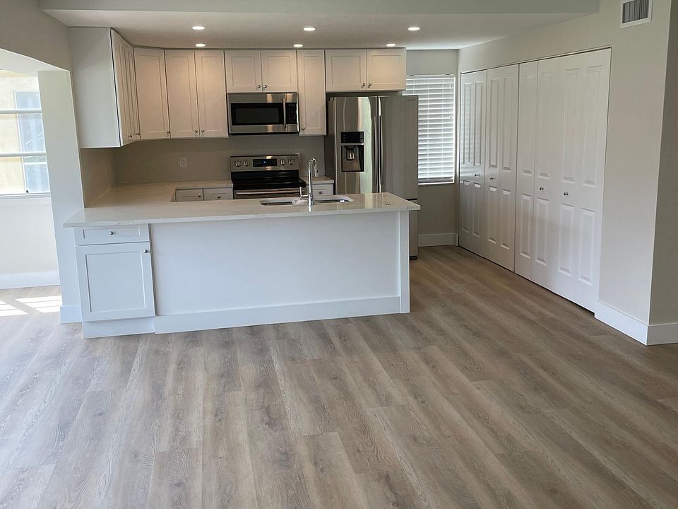 1st image of 1400 Pompei Ln APT 31