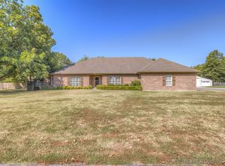 2415 Gary Ave, Bartlesville, OK 74006