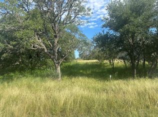 4032 Comanche Trace Dr, Kerrville, TX 78028