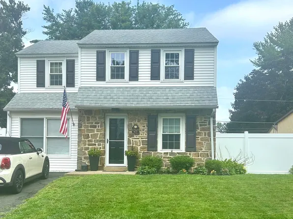 425 Hoover Rd, Ambler, PA 19002