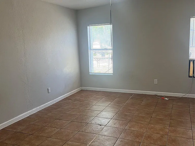 6405 Torres St — Photo 10