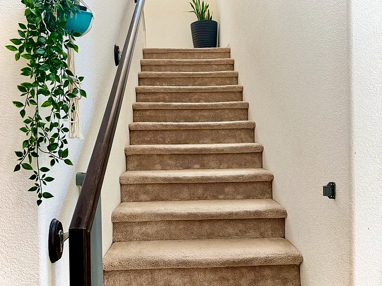 1841 Klamath Ct — Photo 16