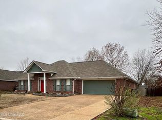 623 Summer Pl, Flowood, MS 39232