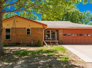 2104 Vickie Dr, Irving, TX 75060