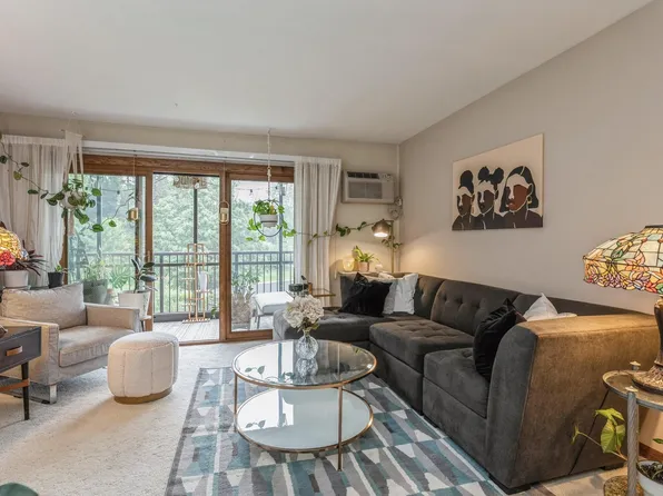 2690 Oxford St N APT 245, Roseville, MN 55113