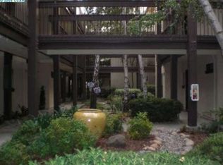 1211 S Villa Way, Walnut Creek, CA 94595