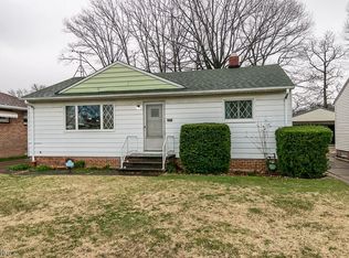 31124 Ronald Dr, Willowick, OH 44095