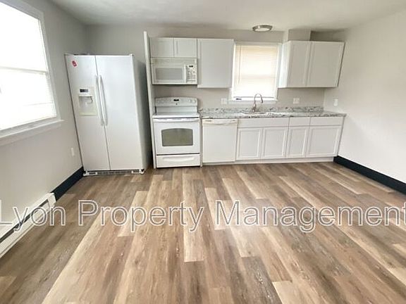 3rd image of 1 Glasgow St APT 3