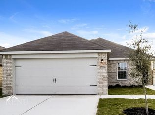 17049 Dusty Boots Ln, Elgin, TX 78621