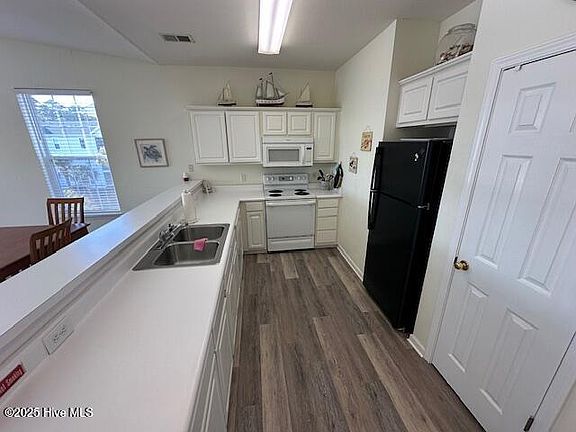 3rd image of 879 Great Egret Cir SW #6